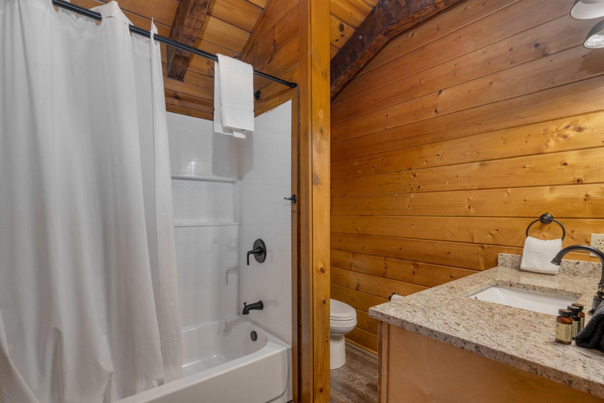 Dudley I By Avantstay Cosy Cabin W Hot Tub Incredible Views بيدجن فورج المظهر الخارجي الصورة